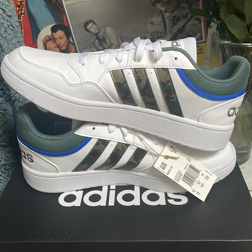 Hoops 3.0 Low 'White Green Oxide Camo' male adidas shoe